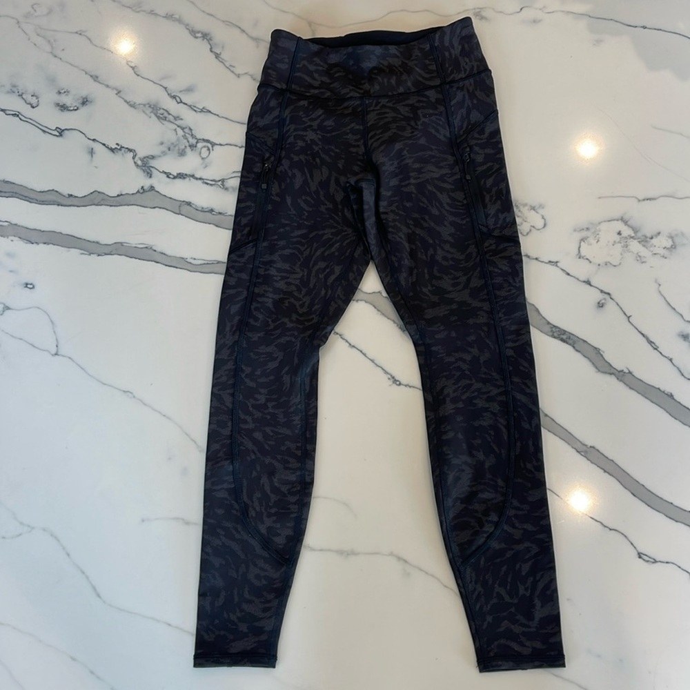 Athleta XSP legging.